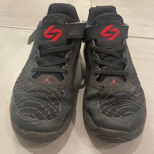 Boys Luka Jordan’s shoes. Size 1Y.